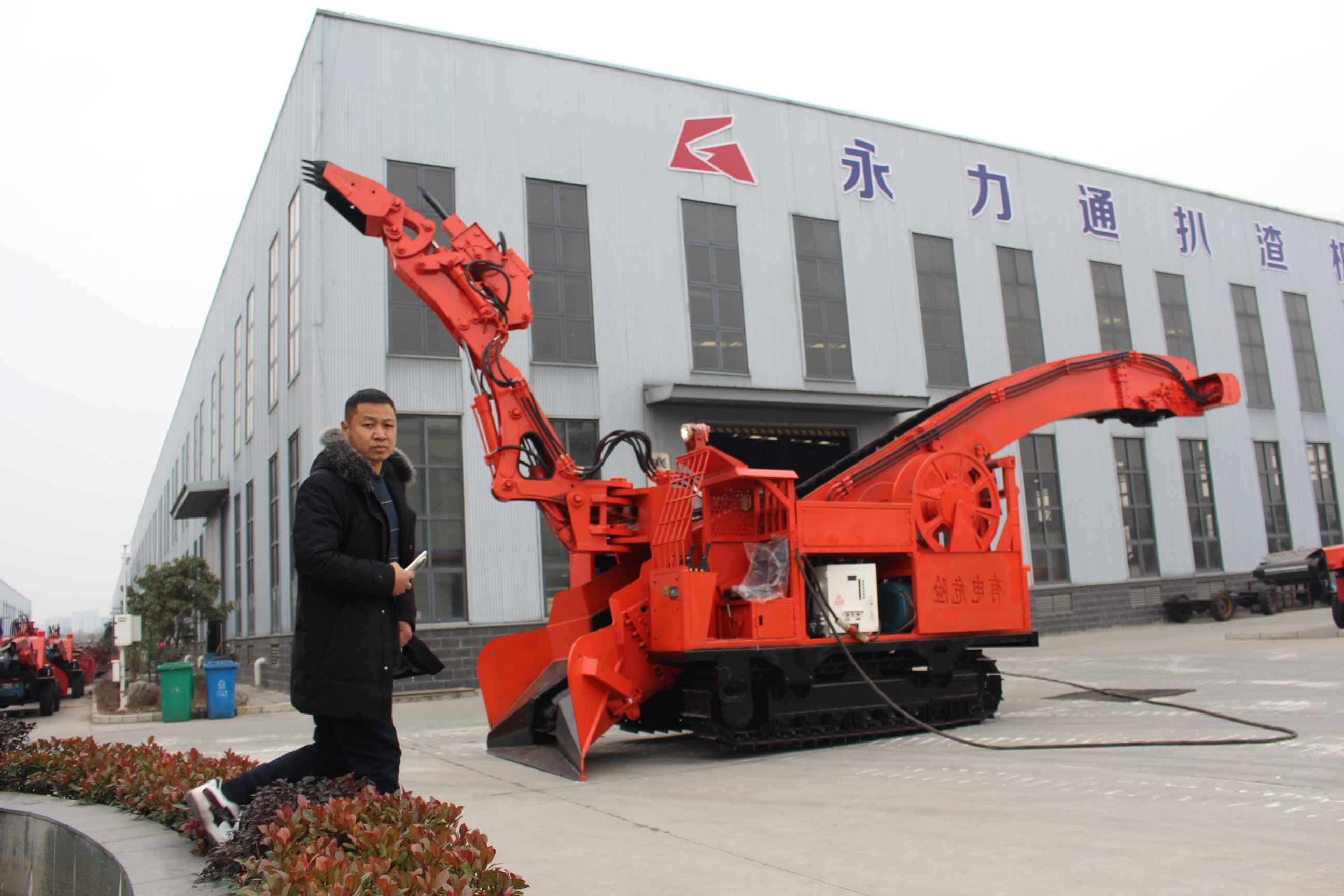 失望至深，唇齿紧闭：那些被沉默掩埋的伤与痛(图1)