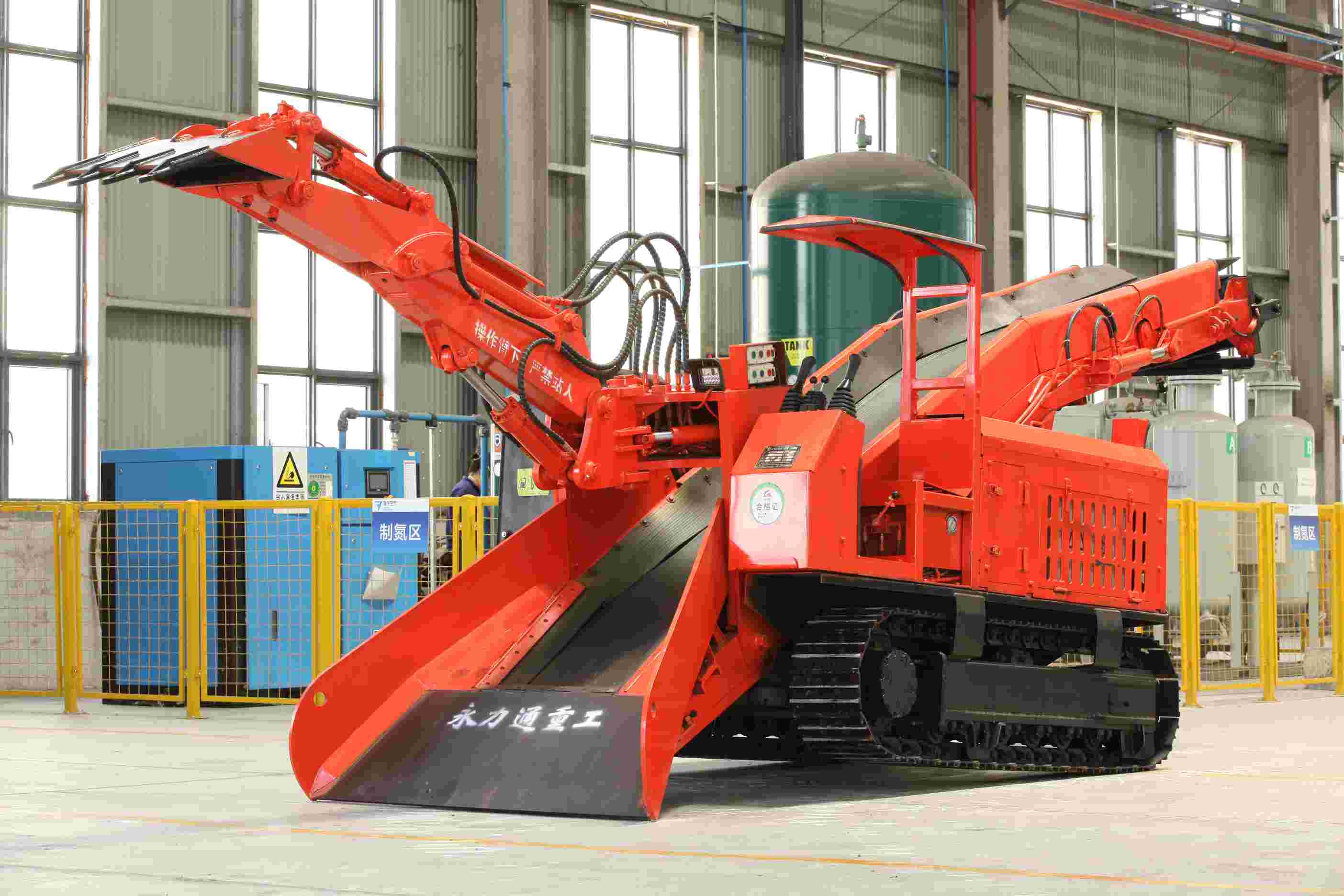 春景如画：微风拂柳绿，暖阳照花红，处处皆诗意(图1)